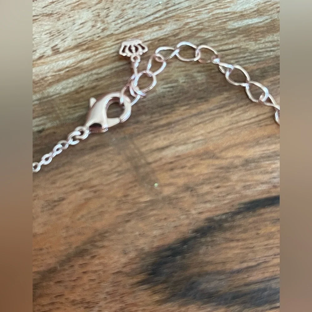 Premier Designs Tiffany rose gold square dainty necklace